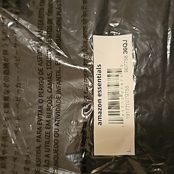 Amazon Essentials T-shirts (2pack) - Picture 3 of 3